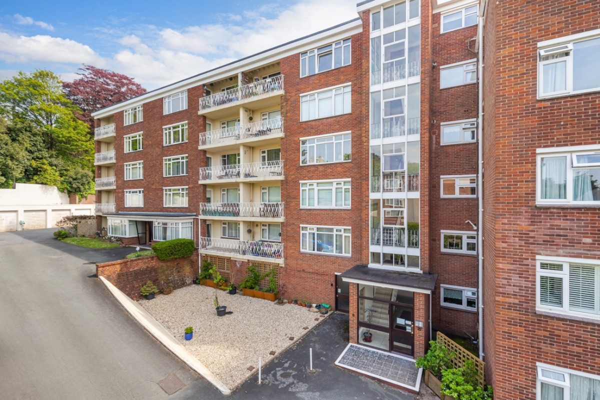 Torwood Court, Old Torwood Road Property for Sale in Torquay John